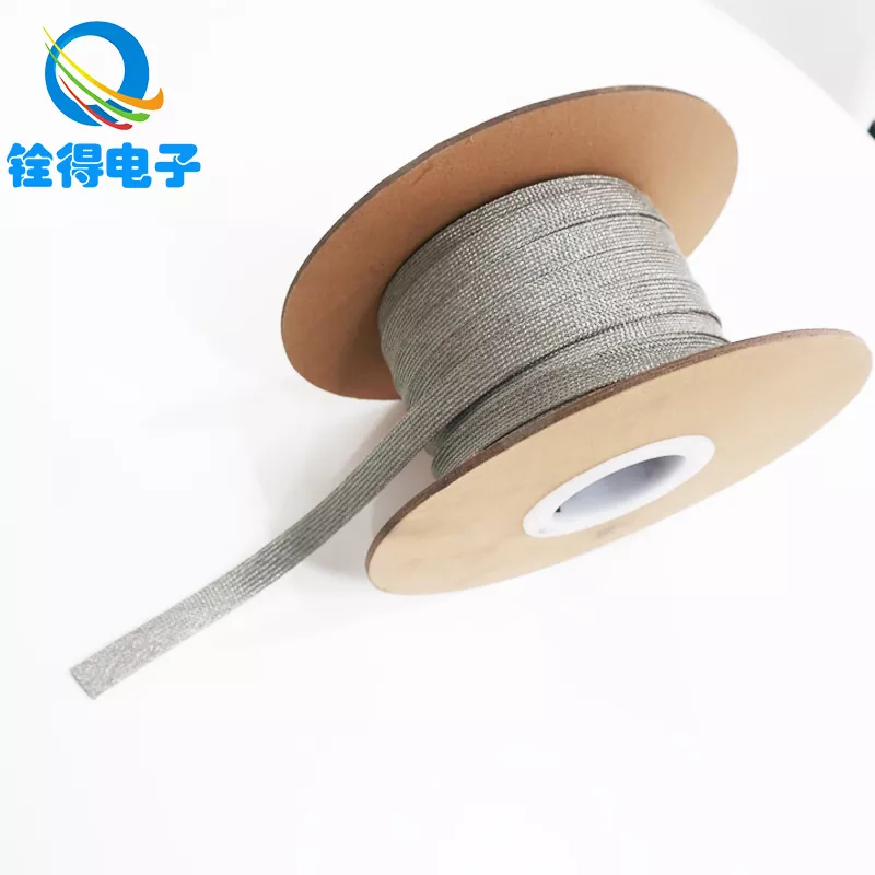 Cum se conectează tubul de cupru la furtunul împletit